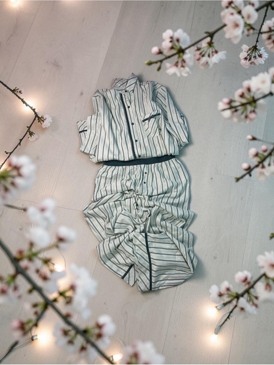 PINK Victoria's Secret Other - Victorias Secret Pink Sleepwear Set Womens Small Green Silver Striped Long